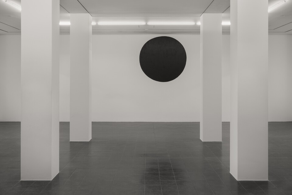 Richard Serra (*1939) Spot On, 1996 Geschmolzene und gespachtelte Ölkreide auf Wand, 174 x 184 cm © VG Bild-Kunst, Bonn 2020 © Hamburger Kunsthalle/bpk Foto: Kay Riechers