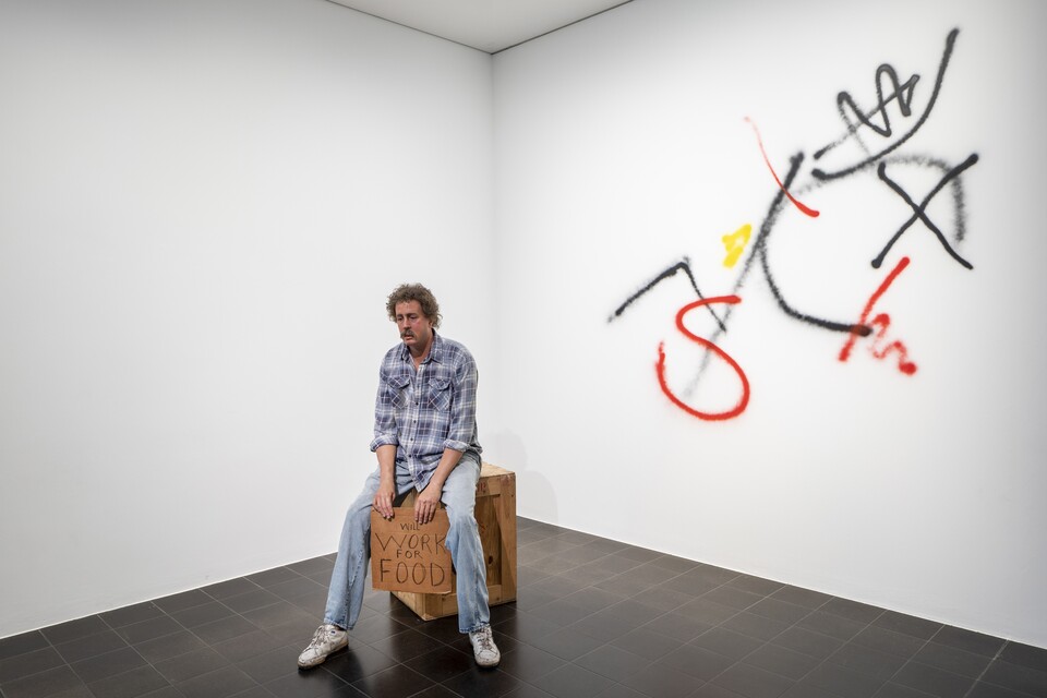 Duane Hanson (1925–1996) Homeless Person, 1991, © Hamburger Kunsthalle / bpk © VG Bild-Kunst, Bonn 2019 Foto: Christoph Irrgang Duane Hanson (1925–1996) Homeless Person, 1991, © Hamburger Kunsthalle / bpk © VG Bild-Kunst, Bonn 2019 Foto: Christoph Irrgang
